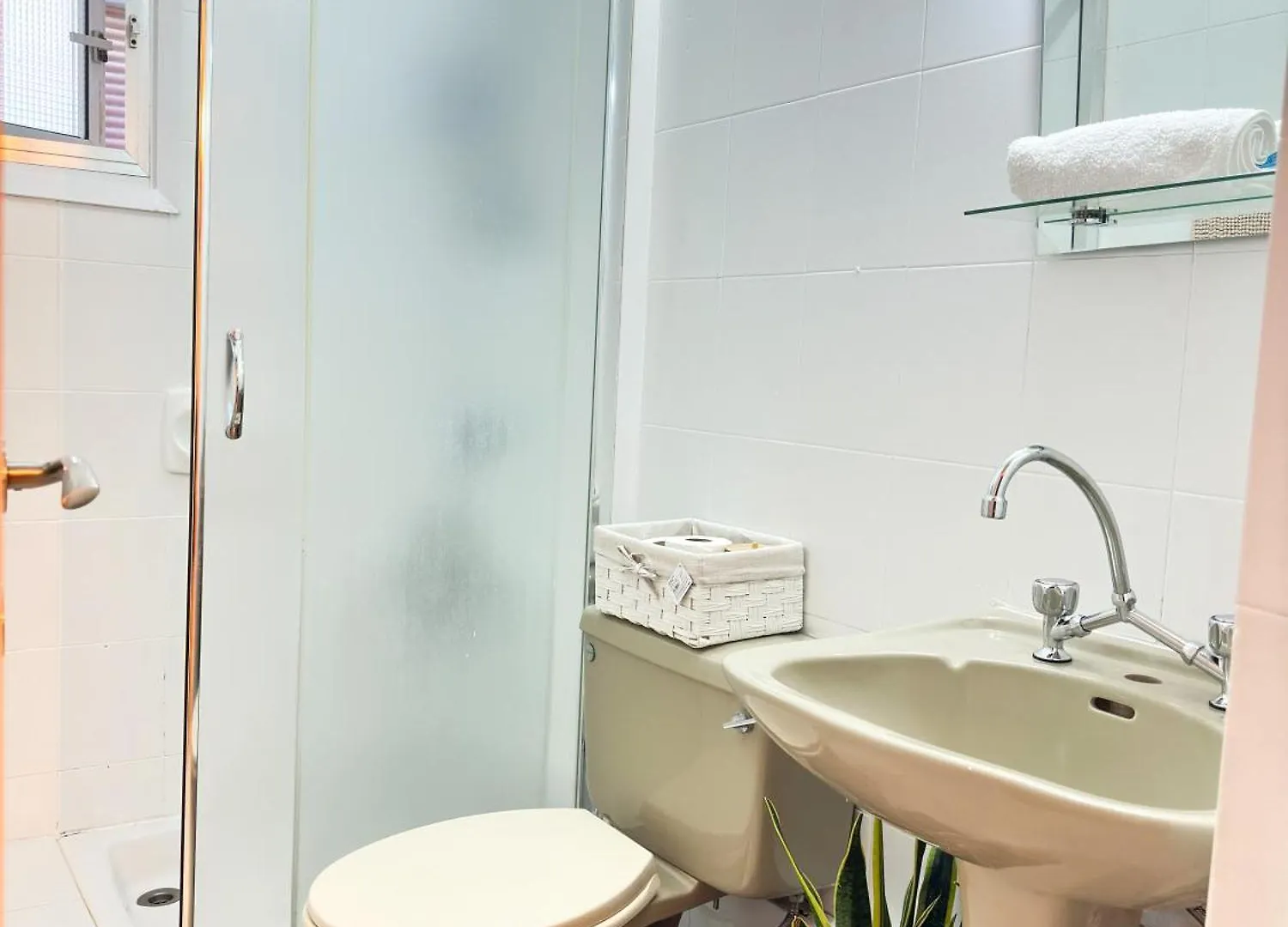 アパート Sea And Lake Breeze 1Br Apt ラルナカ キプロス